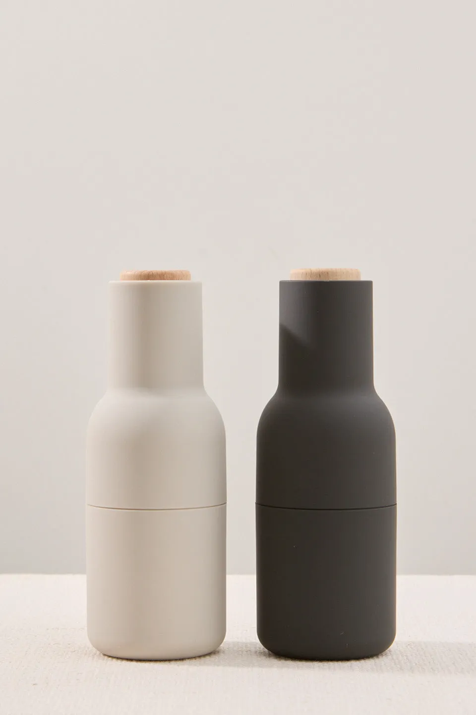 Bottle Grinder Ash Carbon with Beech Lid 20.5cm 2 Pack