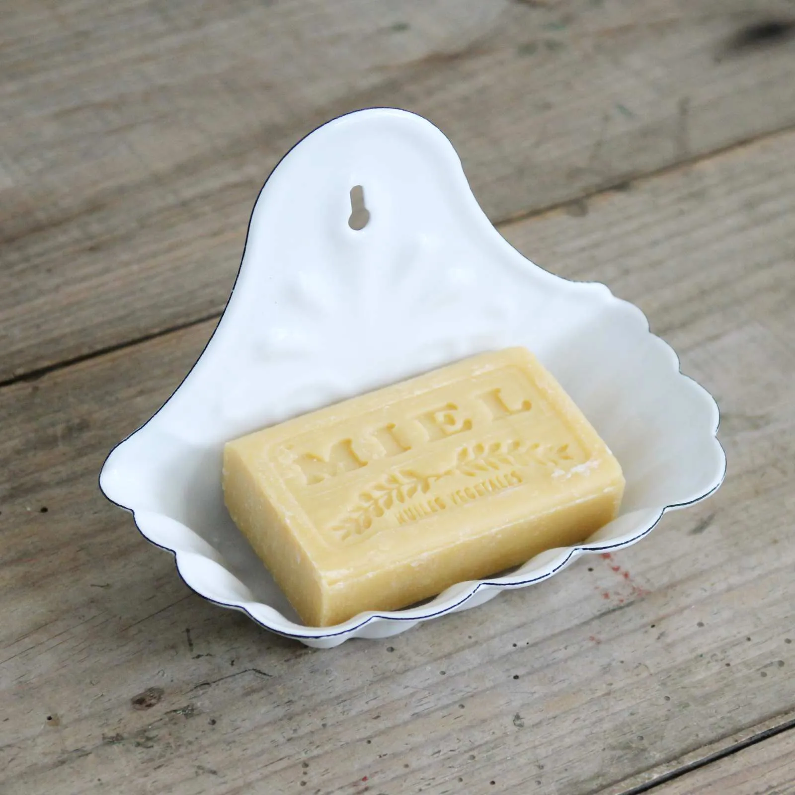 Wall Mounted Enamel Soap Dish