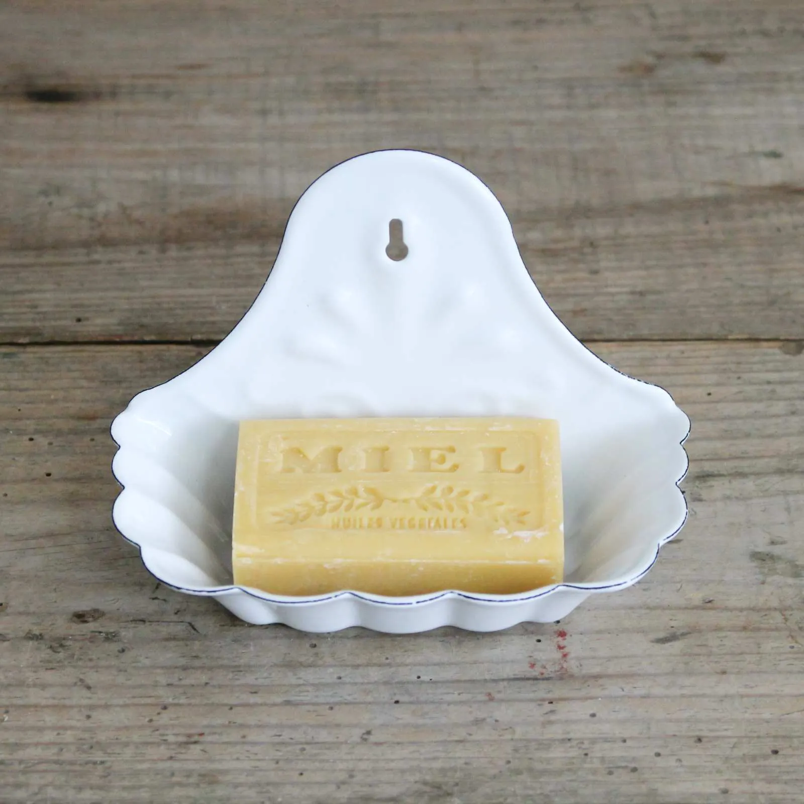 Wall Mounted Enamel Soap Dish
